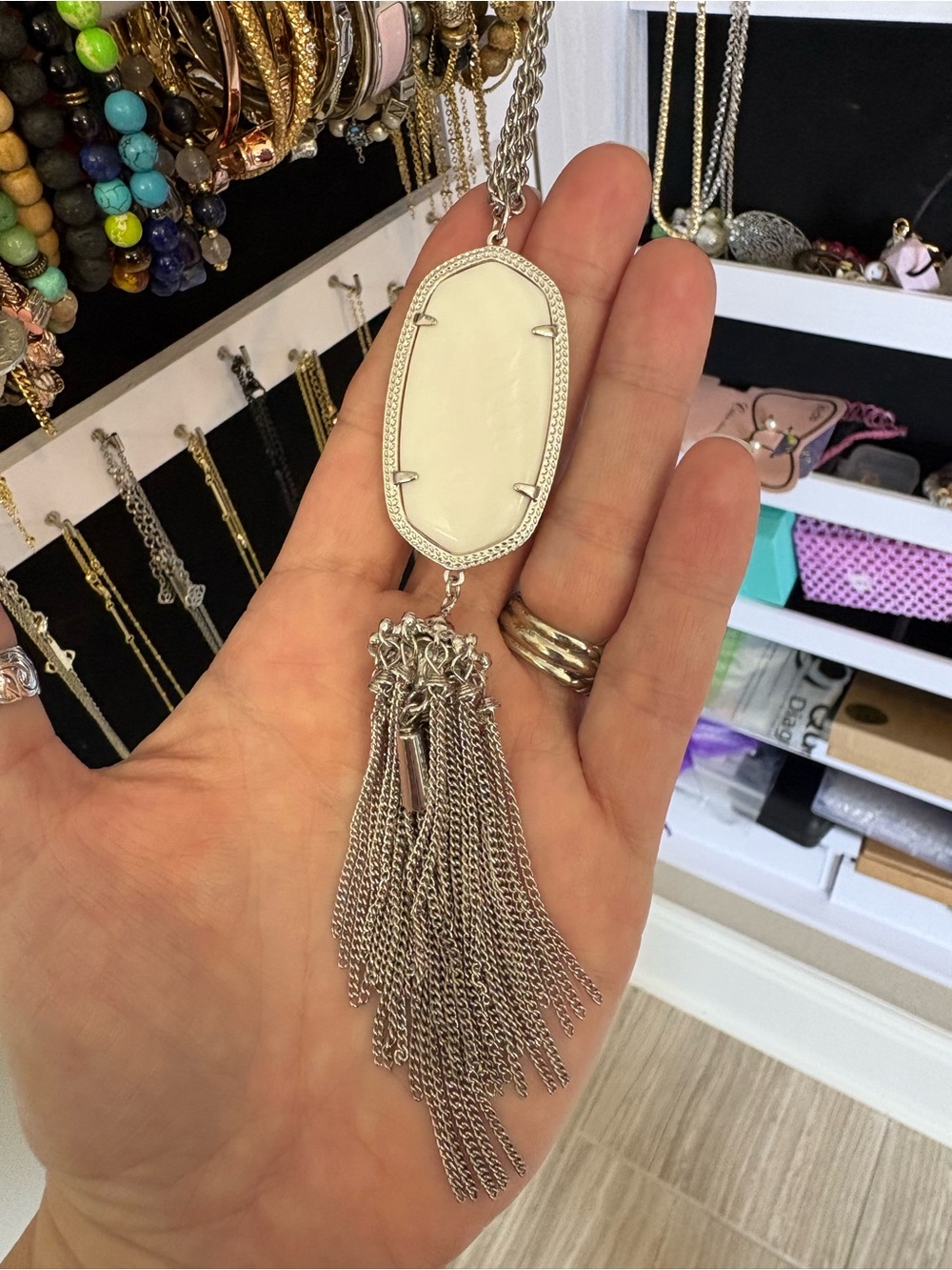Kendra Scott Rayne Silver-Tone Chain Necklace with White Mother of Pearl